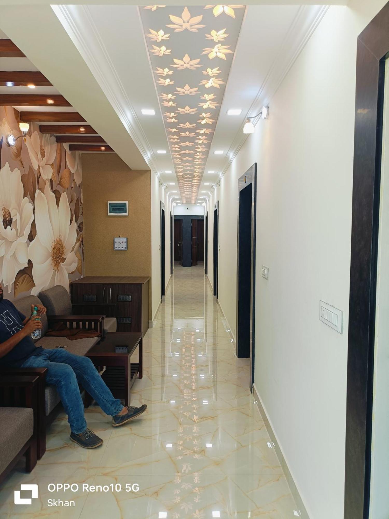 Golden Residency Hotel กูชาลนาการ์ ภายนอก รูปภาพ
